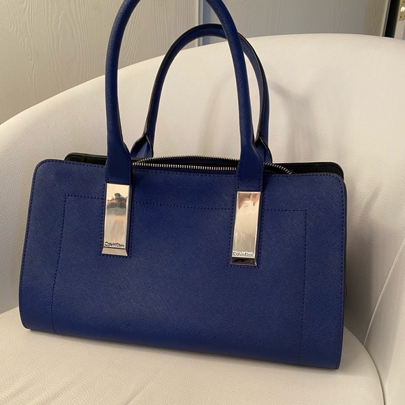 Calvin Klein Blue leather bag - Picture 2 of 7